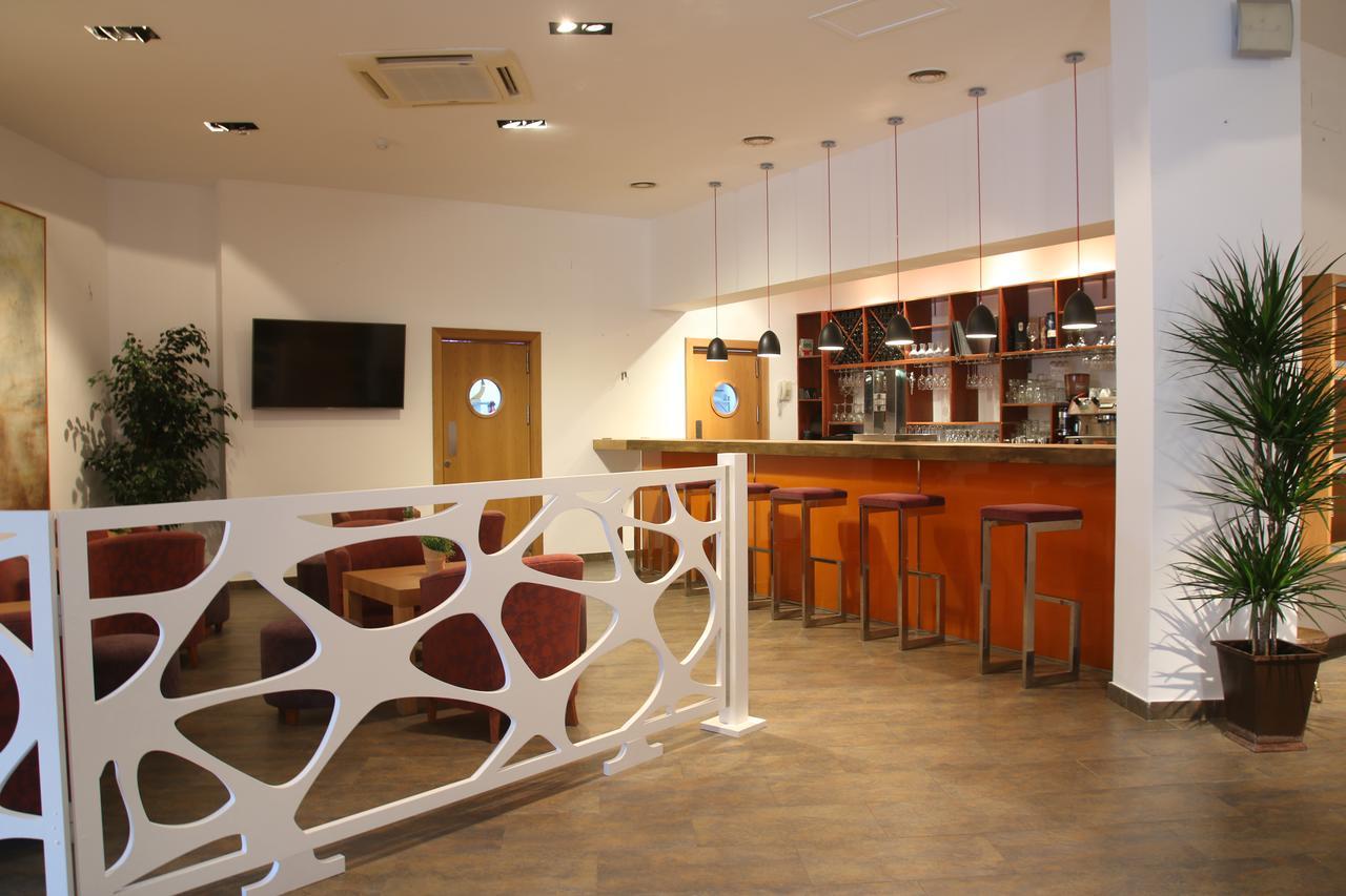 Alcaidesa Hotel Εξωτερικό φωτογραφία